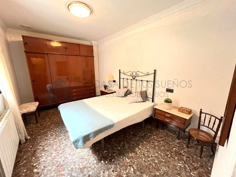 6 bedroom Townhouse for sale in Salinas - € 160,000 (Ref: 9847450)