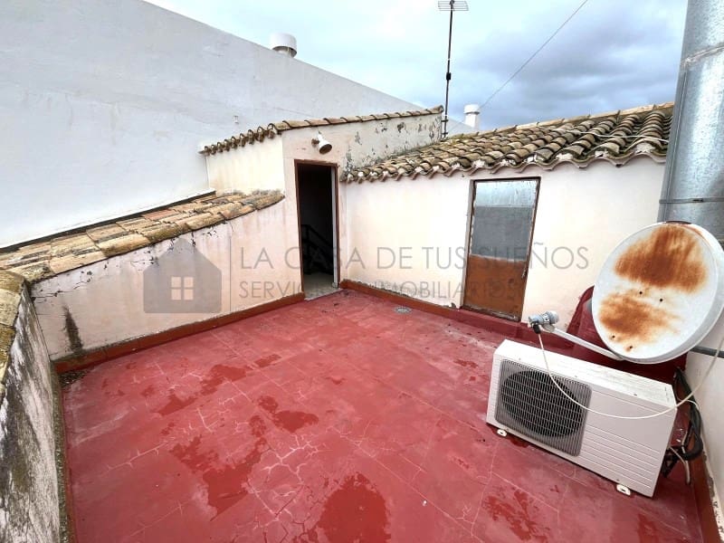6 bedroom Townhouse for sale in Salinas - € 160,000 (Ref: 9847450)