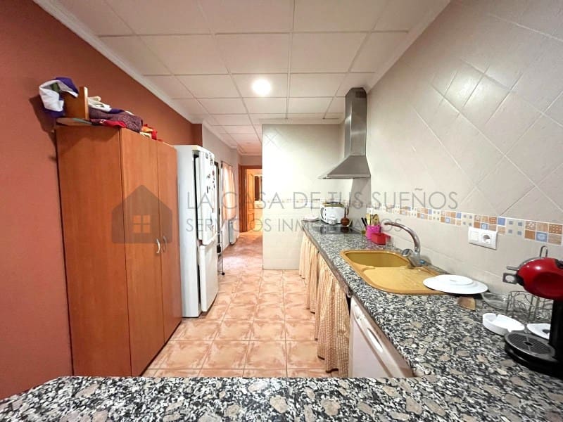 6 bedroom Townhouse for sale in Salinas - € 160,000 (Ref: 9847450)