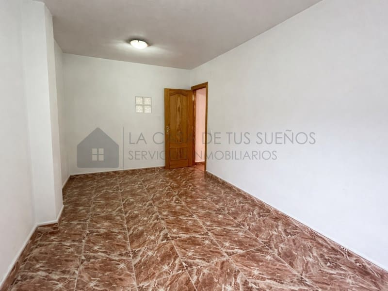 4 soverom Bungalow til salgs i Sax med garasje - € 167 000 (Ref: 9847452)