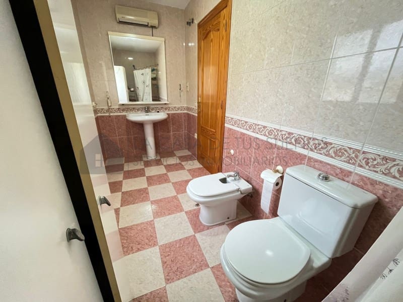 4 soverom Bungalow til salgs i Sax med garasje - € 167 000 (Ref: 9847452)