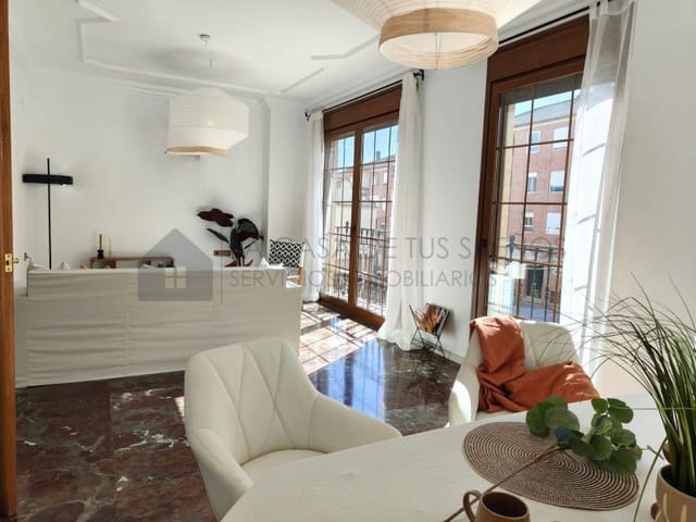 4 quarto Casa em Banda para venda em Sax com garagem - 245 000 € (Ref: 9847454)