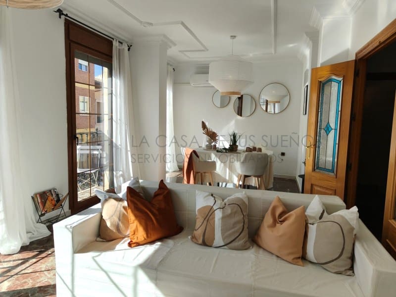 4 quarto Casa em Banda para venda em Sax com garagem - 245 000 € (Ref: 9847454)