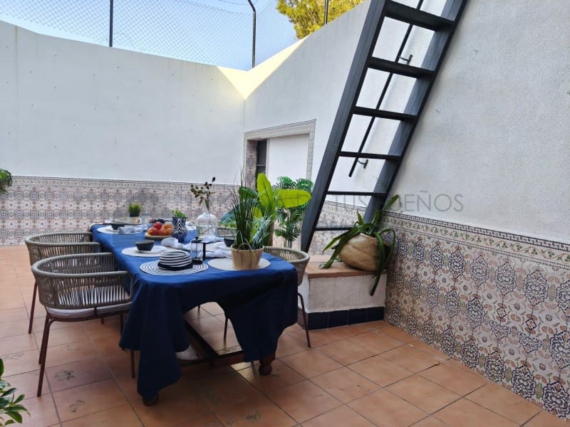 4 quarto Casa em Banda para venda em Sax com garagem - 245 000 € (Ref: 9847454)