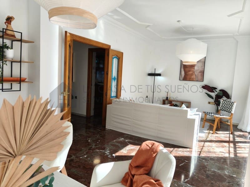 4 quarto Casa em Banda para venda em Sax com garagem - 245 000 € (Ref: 9847454)