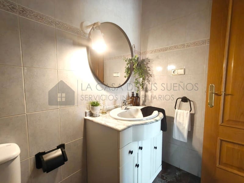 4 quarto Casa em Banda para venda em Sax com garagem - 245 000 € (Ref: 9847454)