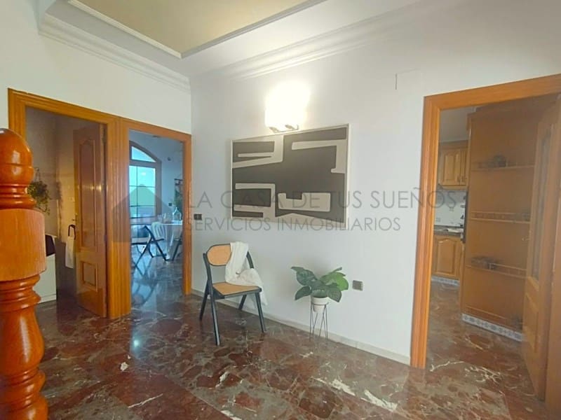 4 quarto Casa em Banda para venda em Sax com garagem - 245 000 € (Ref: 9847454)