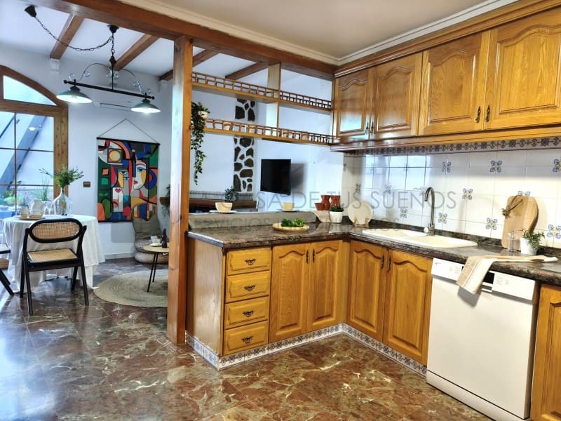 4 quarto Casa em Banda para venda em Sax com garagem - 245 000 € (Ref: 9847454)