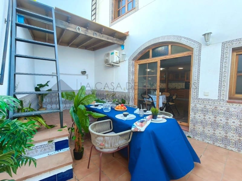 4 quarto Casa em Banda para venda em Sax com garagem - 245 000 € (Ref: 9847454)