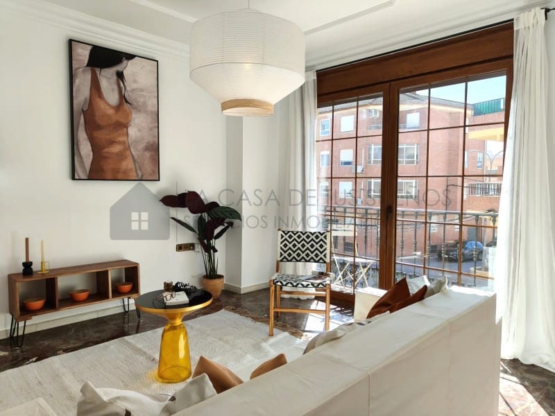 4 quarto Casa em Banda para venda em Sax com garagem - 245 000 € (Ref: 9847454)
