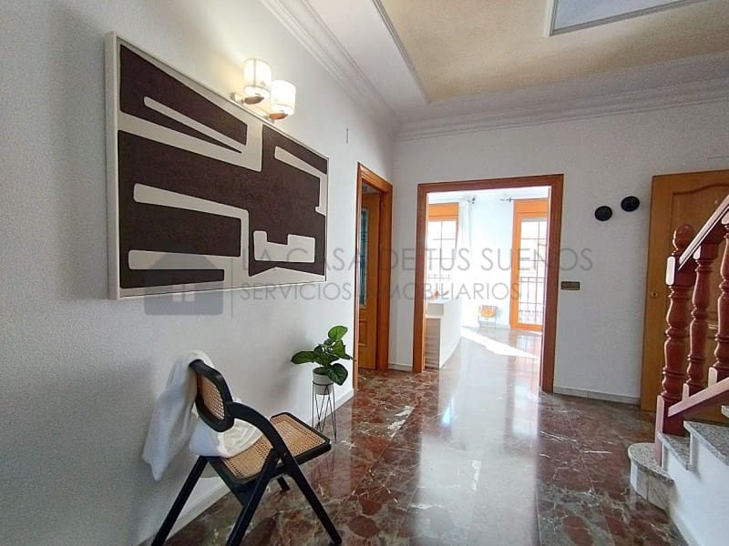 4 quarto Casa em Banda para venda em Sax com garagem - 245 000 € (Ref: 9847454)