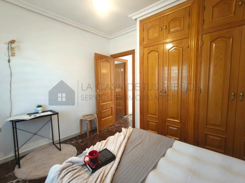 4 quarto Casa em Banda para venda em Sax com garagem - 245 000 € (Ref: 9847454)