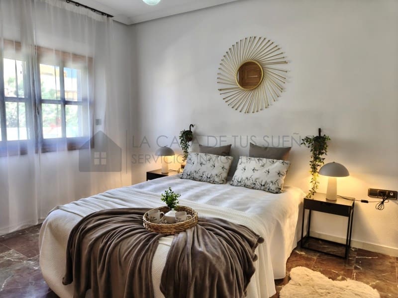 4 quarto Casa em Banda para venda em Sax com garagem - 245 000 € (Ref: 9847454)