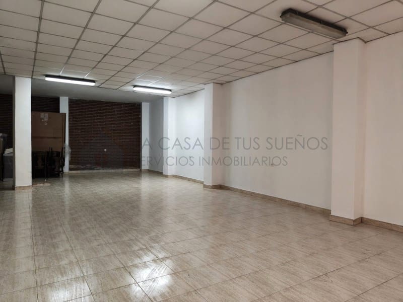 4 quarto Casa em Banda para venda em Sax com garagem - 245 000 € (Ref: 9847454)