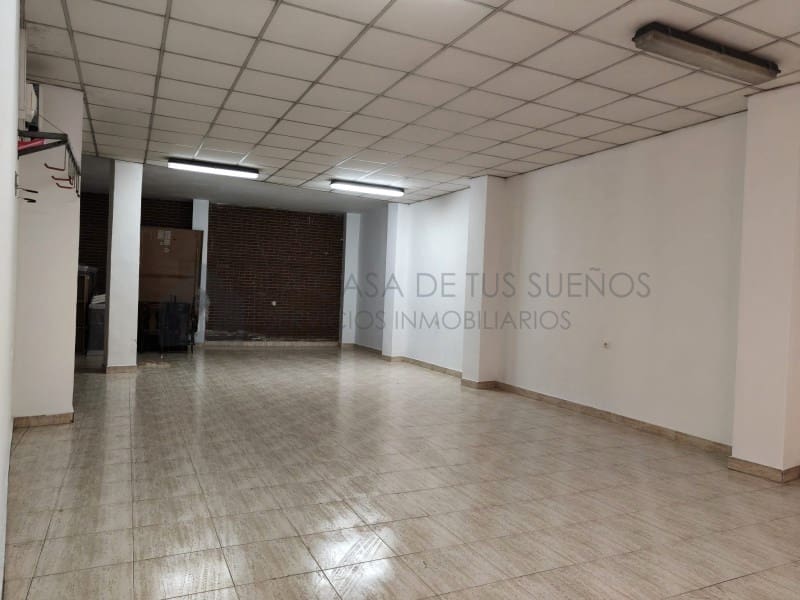 4 quarto Casa em Banda para venda em Sax com garagem - 245 000 € (Ref: 9847454)