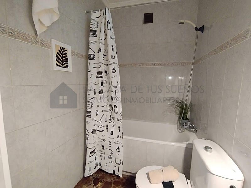 4 quarto Casa em Banda para venda em Sax com garagem - 245 000 € (Ref: 9847454)