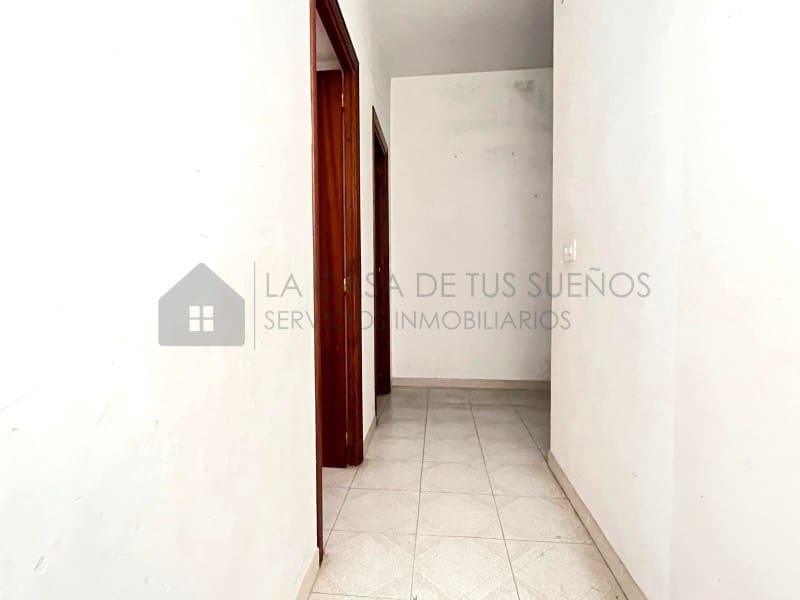 Casa de 4 habitaciones en Sax en venta - 83.700 € (Ref: 9847455)