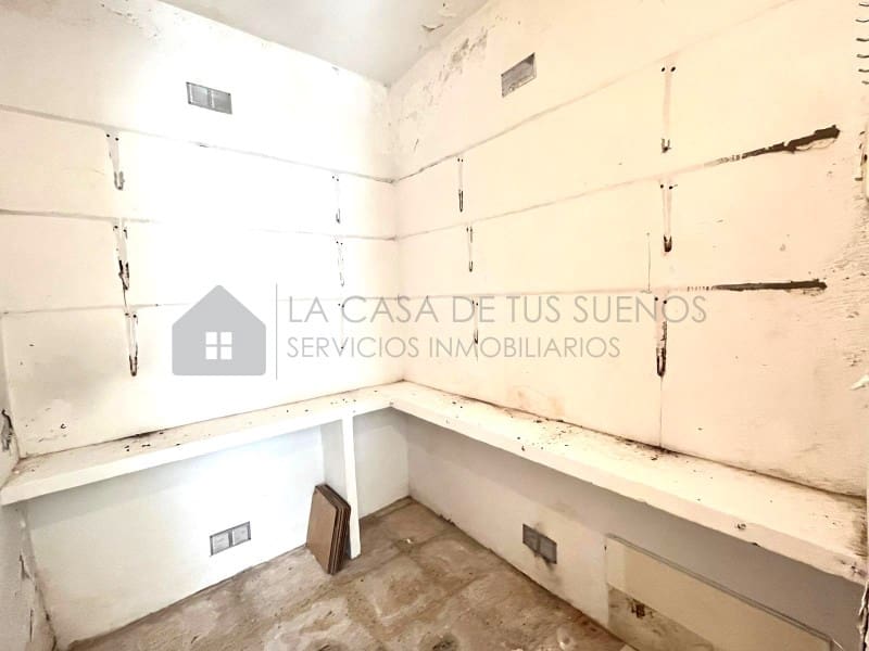 Casa de 4 habitaciones en Sax en venta - 83.700 € (Ref: 9847455)