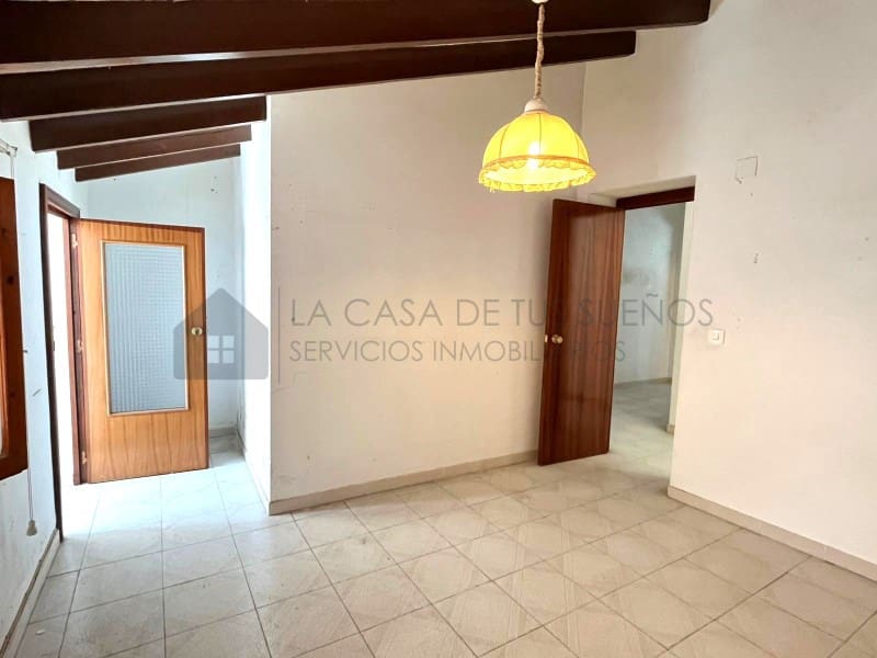 Casa de 4 habitaciones en Sax en venta - 83.700 € (Ref: 9847455)