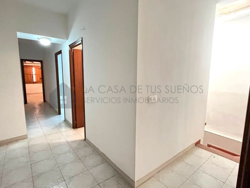 Casa de 4 habitaciones en Sax en venta - 83.700 € (Ref: 9847455)