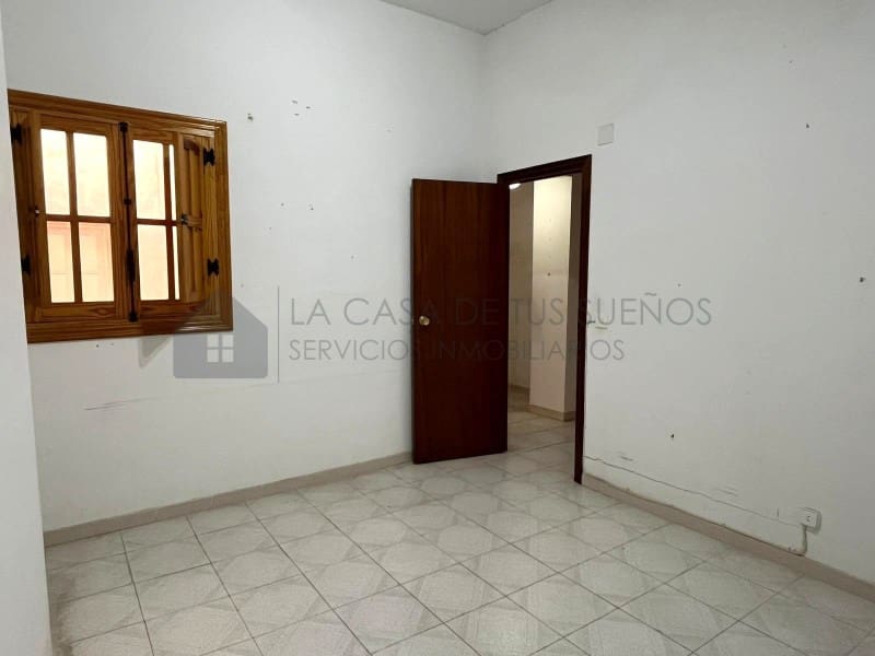 Casa de 4 habitaciones en Sax en venta - 83.700 € (Ref: 9847455)