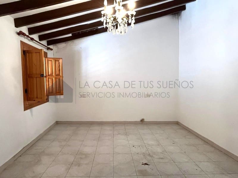 Casa de 4 habitaciones en Sax en venta - 83.700 € (Ref: 9847455)