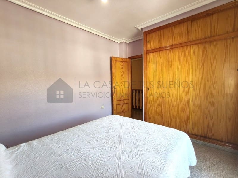 4 bedroom Townhouse for sale in Petrel / Petrer - € 219,700 (Ref: 9847456)
