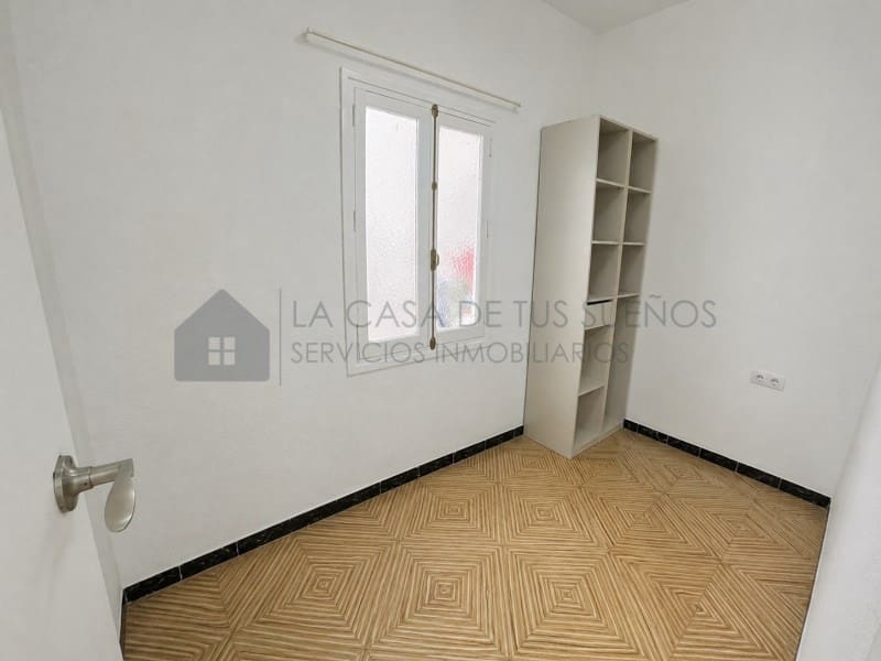 3 bedroom Flat for sale in Sax - € 84,900 (Ref: 9847457)