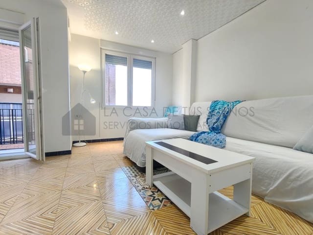 3 sypialnia Mieszkanie na sprzedaż w Sax - 73 700 € (Ref: 9847457)