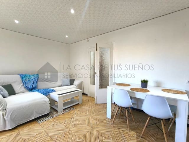 3 sypialnia Mieszkanie na sprzedaż w Sax - 73 700 € (Ref: 9847457)