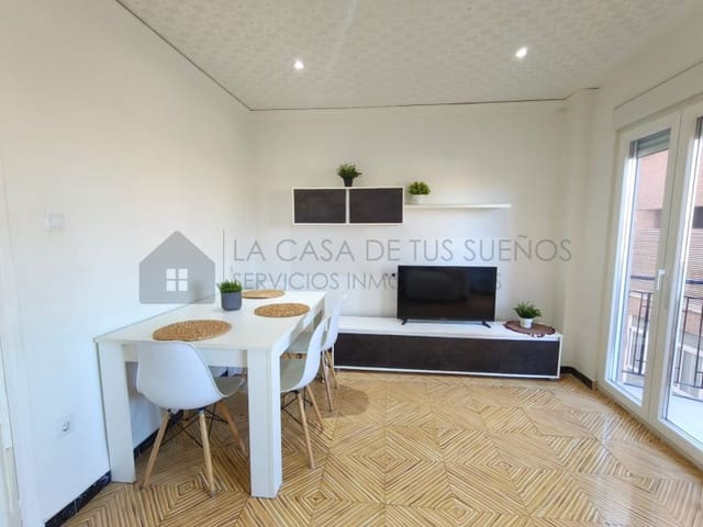3 sypialnia Mieszkanie na sprzedaż w Sax - 73 700 € (Ref: 9847457)