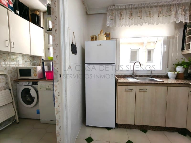 3 bedroom Flat for sale in Elda - € 145,000 (Ref: 9847458)