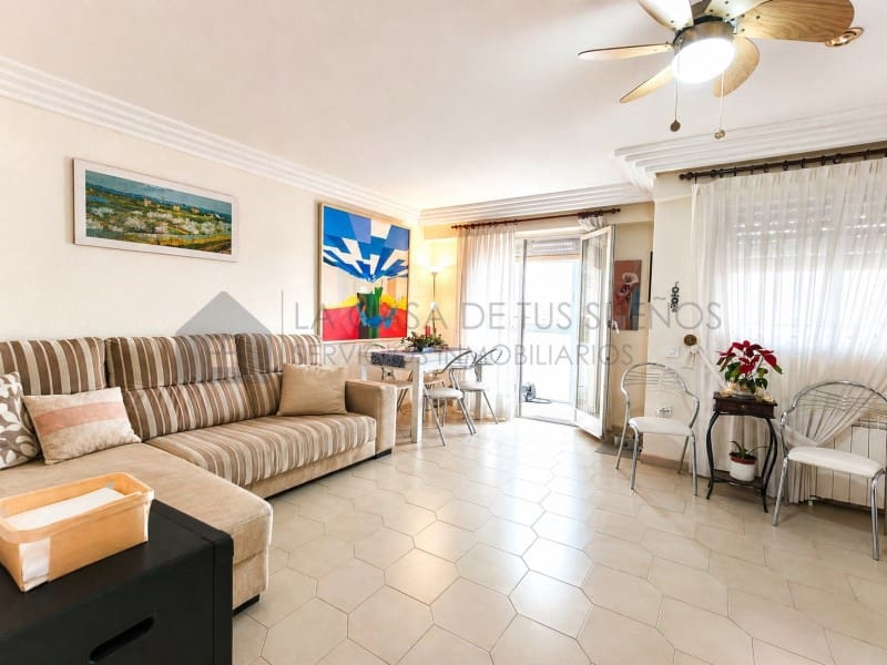 3 bedroom Flat for sale in Elda - € 145,000 (Ref: 9847458)