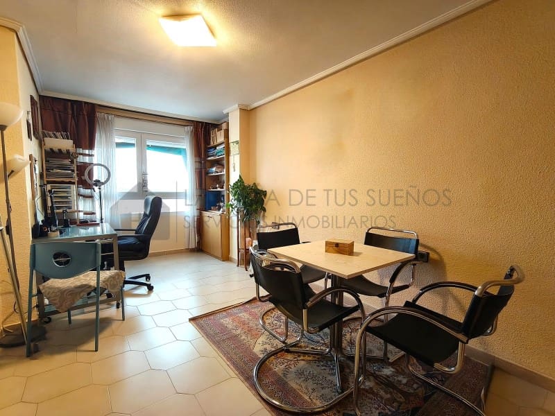 3 bedroom Flat for sale in Elda - € 145,000 (Ref: 9847458)