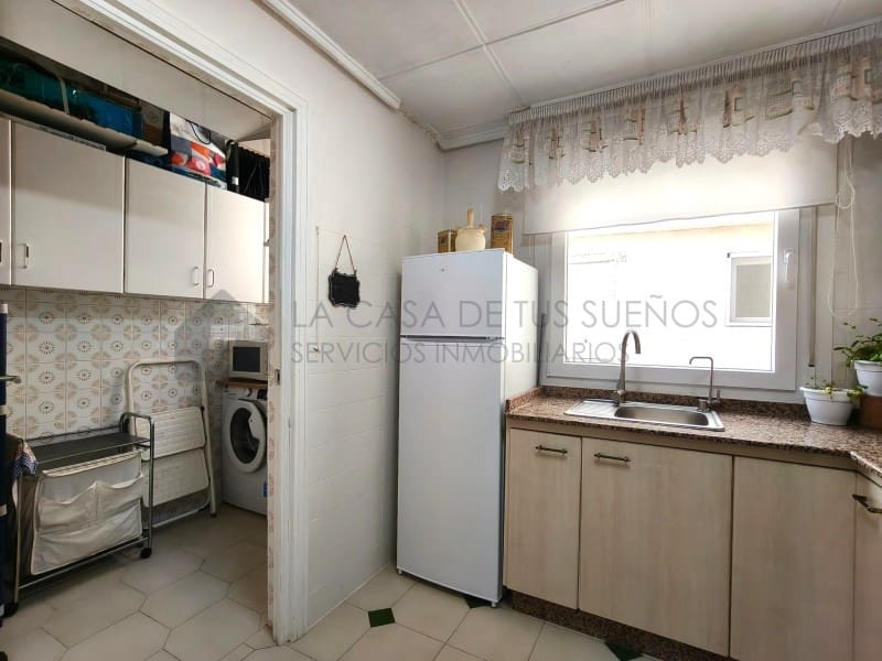 3 bedroom Flat for sale in Elda - € 145,000 (Ref: 9847458)