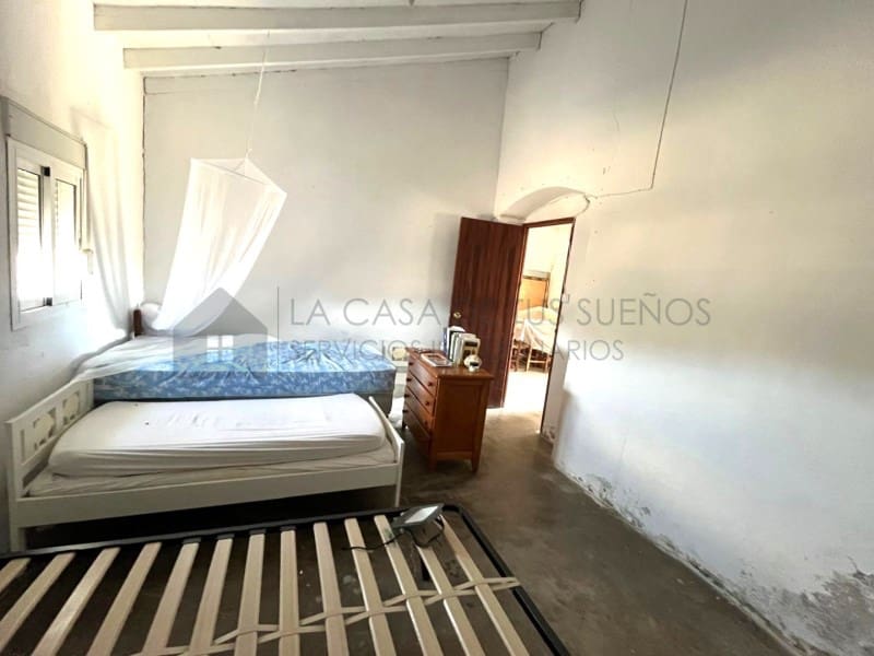 2 bedroom Finca/Country House for sale in Elda - € 150,000 (Ref: 9847460)