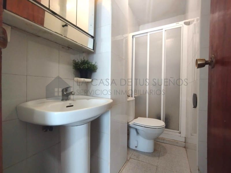 Apartamento de 3 habitaciones en Sax en venta con garaje - 77.000 € (Ref: 9847461)