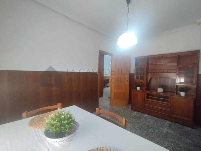 Apartamento de 3 habitaciones en Sax en venta con garaje - 77.000 € (Ref: 9847461)