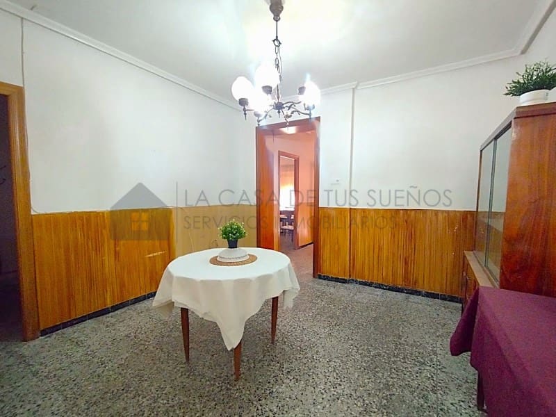 Apartamento de 3 habitaciones en Sax en venta con garaje - 77.000 € (Ref: 9847461)
