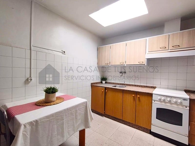 Apartamento de 3 habitaciones en Sax en venta con garaje - 77.000 € (Ref: 9847461)