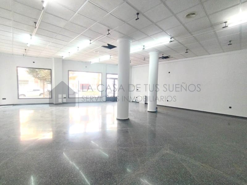 Commercial for sale in Elda - € 135,000 (Ref: 9847466)
