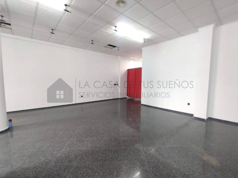 Commercial for sale in Elda - € 135,000 (Ref: 9847466)