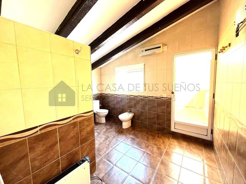 4 quarto Quinta/Casa Rural para venda em Villena - 115 000 € (Ref: 9847467)