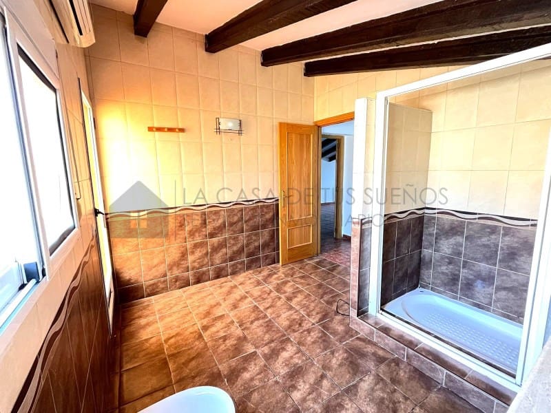 4 quarto Quinta/Casa Rural para venda em Villena - 115 000 € (Ref: 9847467)