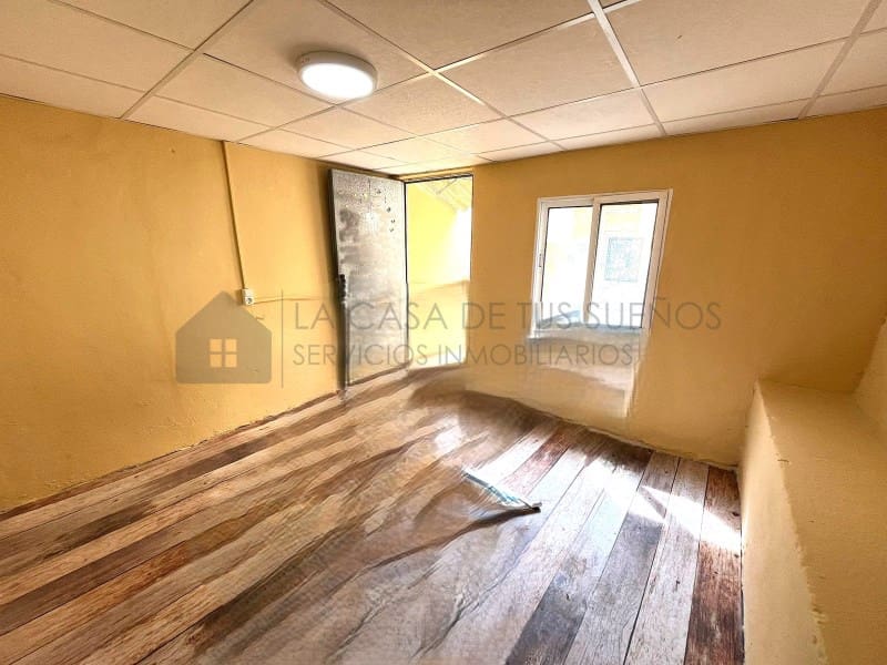 4 quarto Quinta/Casa Rural para venda em Villena - 115 000 € (Ref: 9847467)