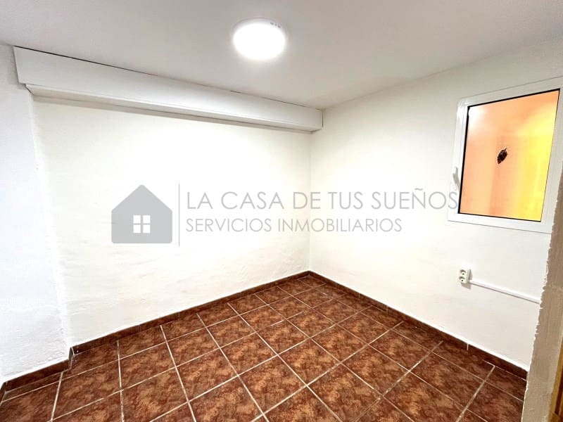 4 quarto Quinta/Casa Rural para venda em Villena - 115 000 € (Ref: 9847467)