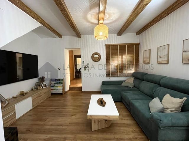4 soverom Hus til salgs i Monóvar / Monóver - € 229 000 (Ref: 9847468)