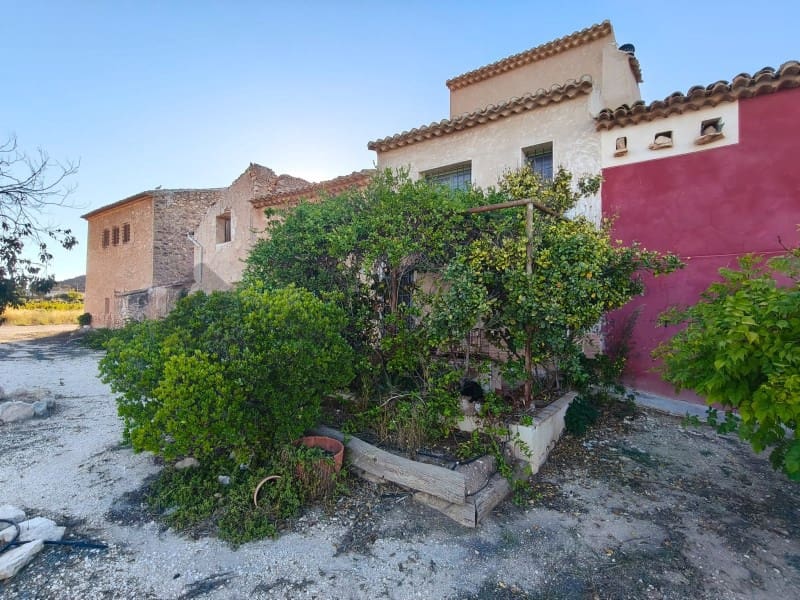 3 soverom Finca/Herregård til salgs i Pinoso - € 129 000 (Ref: 9847475)