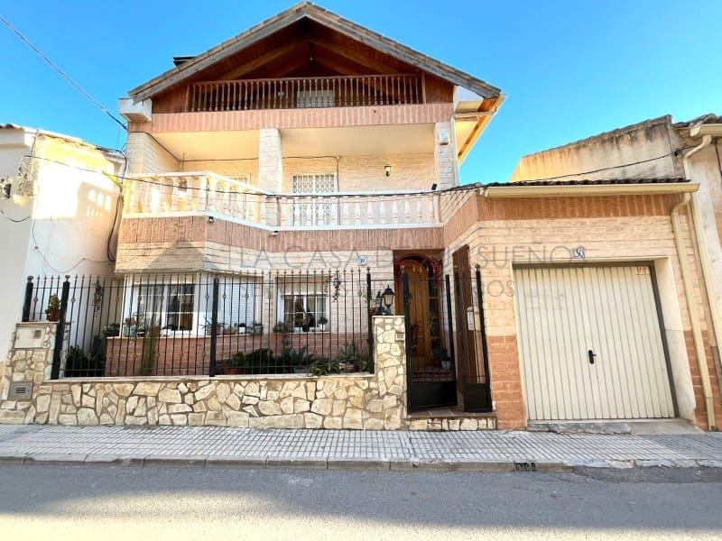 5 soverom Hus til salgs i Pinoso med garasje - € 345 000 (Ref: 9847479)