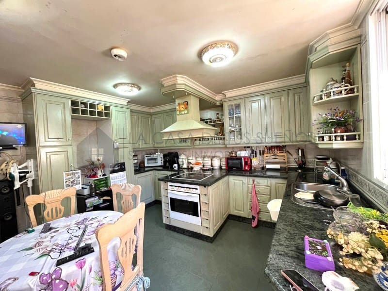 5 soverom Hus til salgs i Pinoso med garasje - € 345 000 (Ref: 9847479)